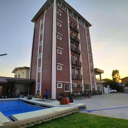 Avalon Residence2 Szavannakhet Kültér fotó