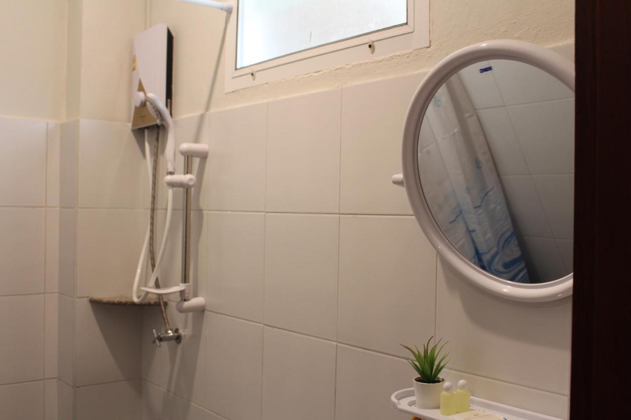 Avalon Residence2 Szavannakhet Kültér fotó